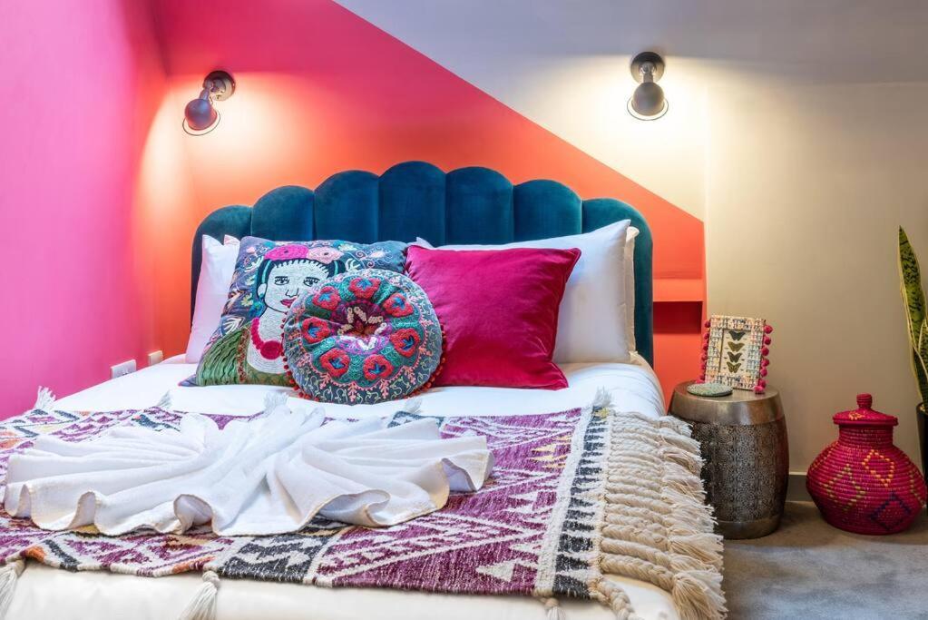 Apartament Style & Opulence In Georgian Chapel W Parking Bath Zewnętrze zdjęcie