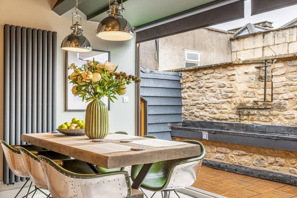 Apartament Style & Opulence In Georgian Chapel W Parking Bath Zewnętrze zdjęcie