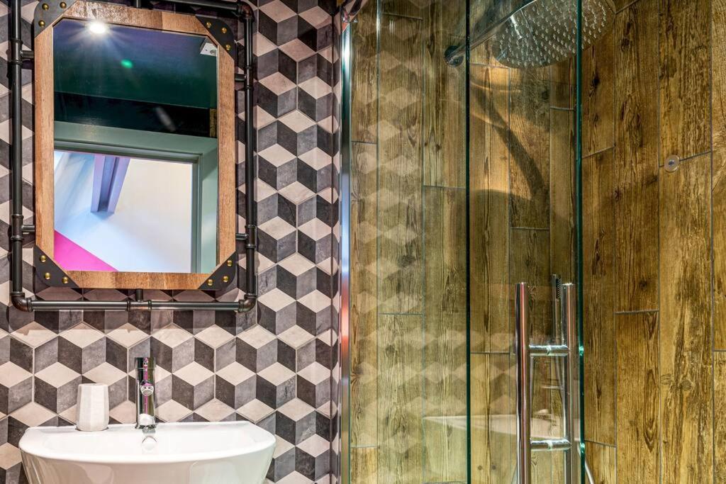 Apartament Style & Opulence In Georgian Chapel W Parking Bath Zewnętrze zdjęcie